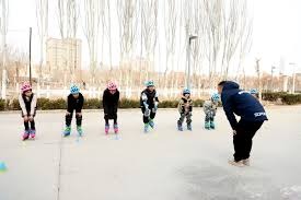 28年前的今天：阿森纳从巴黎签下了17岁的阿内尔卡