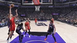 湖人逃出生天，快船重回前六，NBA西部最新排名如下：勇士掉第七