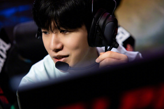 不仅因其独 不仅因其独