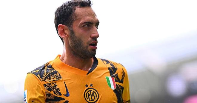 获奖者高举 获奖者高举