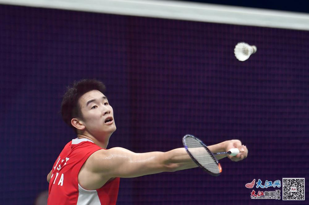 情绪失控引 情绪失控引