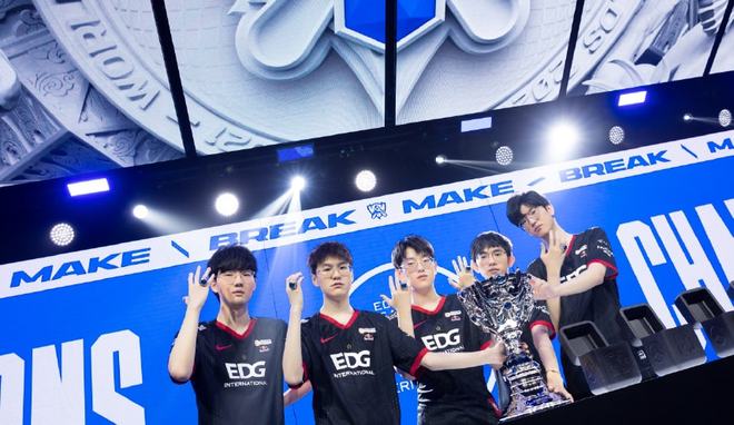 这是一场盛 这是一场盛